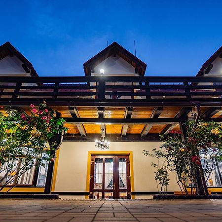 Q Chalet Săcele Екстериор снимка