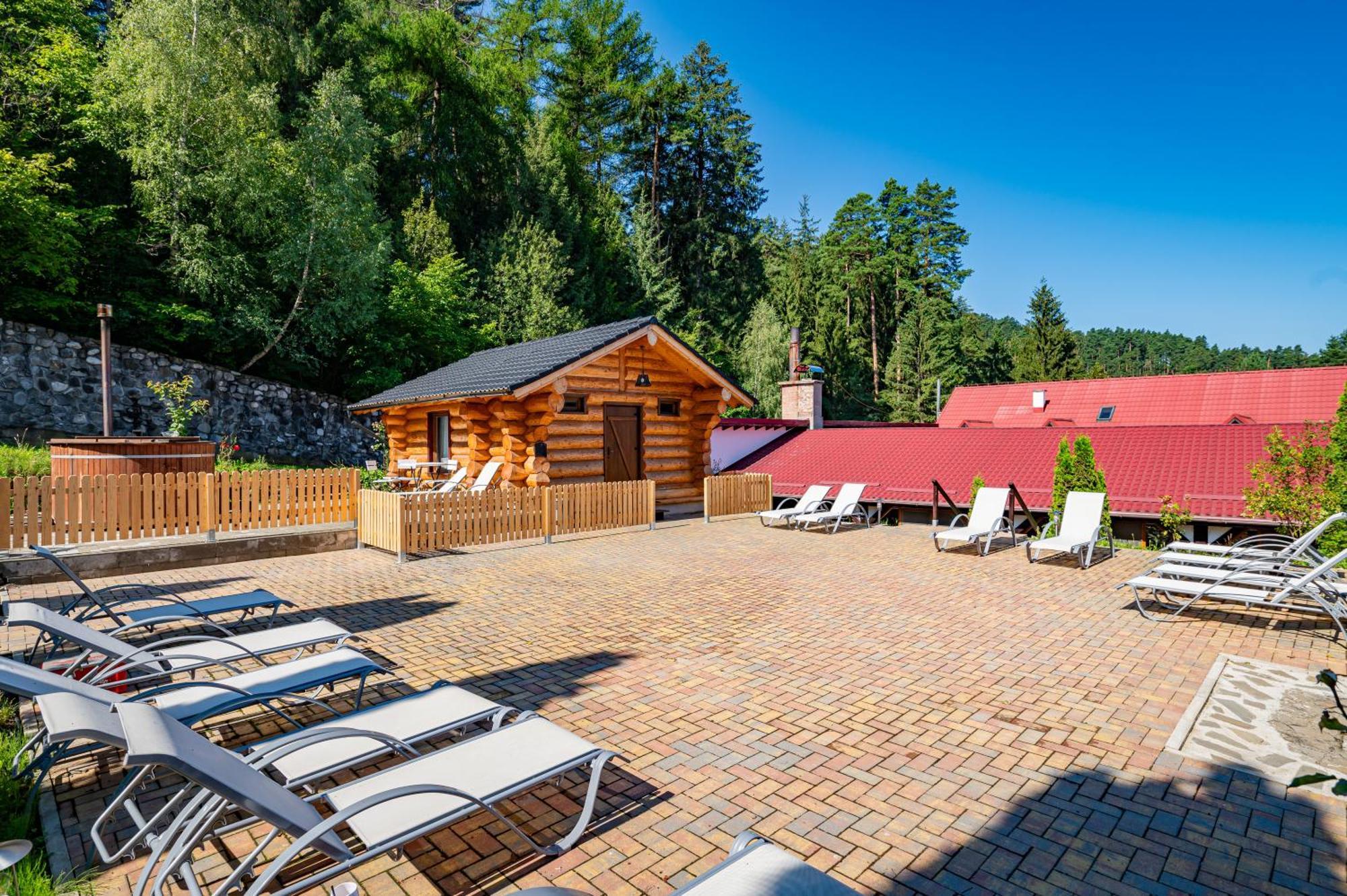 Q Chalet Săcele Стая снимка